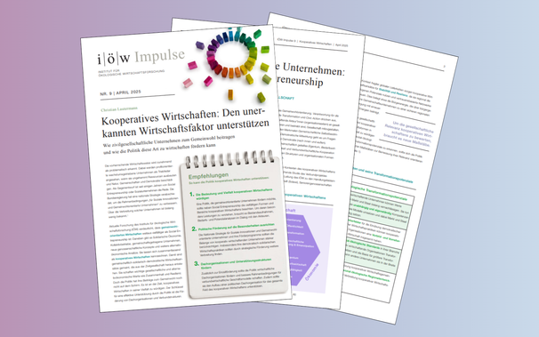 Das Bild zeigt als Vorschau einen Stapel der drei ersten Seiten des IÖW-Impulse mit dem Titel: "Kooperatives Wirtschaften: Den unerkannten Wirtschaftsfaktor unterstützen"
