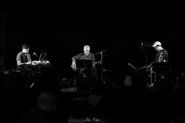 Eric Chenaux Trio