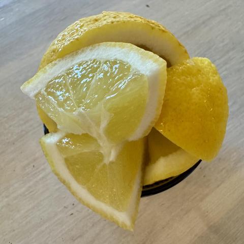 Bright yellow lemon slices