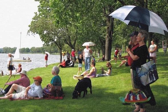 A scene posed to look like Georges Seurat's famous "A Sunday Afternoon on the Island of La Grande Jatte"

credit: art lovers in Beloit, Wisconsin and photographer Mark Preuschl

https://mymodernmet.com/seurat-recreation-beloit/