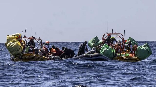 Refugee boat