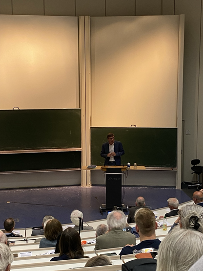 Sönke Neitzel am Rednerpult