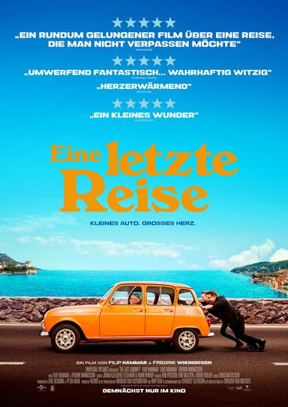 Das Bild ist das Kinoplakat für den Film „Eine letzte Reise“, inszeniert von Filip Hammar und Fredrik Wikingsson.

Im unteren Teil des Posters sieht man ein kleines, knallorangefarbenes Auto, das am Straßenrand neben einer malerischen Küste steht. Das Meer leuchtet türkisblau, im Hintergrund sind grüne Hügel und bunte Häuser einer mediterranen Stadt zu erkennen. Eine ältere Frau sitzt fröhlich lächelnd am Steuer, während ein jüngerer Mann das Auto von hinten anschiebt – beide wirken wie in einer liebevoll-chaotischen, gemeinsamen Reise.

Der Filmtitel „Eine letzte Reise“ ist mittig und groß in leuchtendem Orange und Blau geschrieben, mit dem Untertitel „Kleines Auto. Großes Herz.“ – eine Anspielung auf die emotionale Tiefe des Films trotz seiner humorvollen Tonalität.

Oben auf dem Plakat sind mehrere begeisterte Filmkritiken mit fünf Sternen zitiert, die Worte wie „herzerwärmend“, „witzig“ und „ein kleines Wunder“ verwenden. Der Himmel ist strahlend blau, was der gesamten Szene eine optimistische und lebensfrohe Stimmung verleiht. Das Poster vermittelt eine Geschichte voller Menschlichkeit, Humor und bewegender Begegnungen.