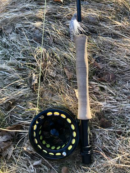 The Scott Centric 906/4 rod with the Swedish Danielsson F3W 4seven reel. A White Marabou Muddler pattern is attached in the hook keeper.