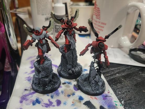 Three red and gray Seraphim