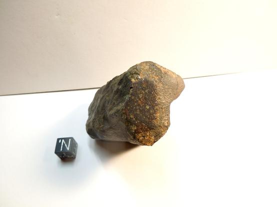 Unclassified NWA chondrite with fresh fusion crust