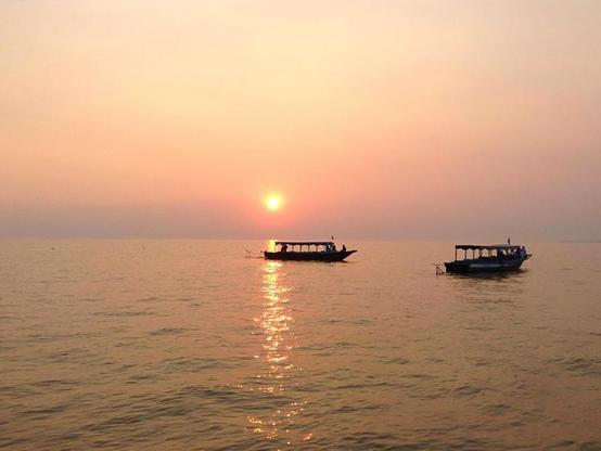 Tonle Sap Sunset Tours