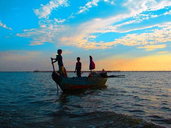 Tonle Sap Sunset Tours