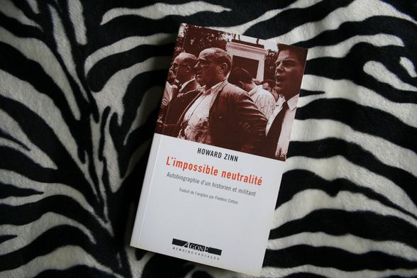 Livre L'IMPOSSIBLE NEUTRALITÉ Howard Zinn 