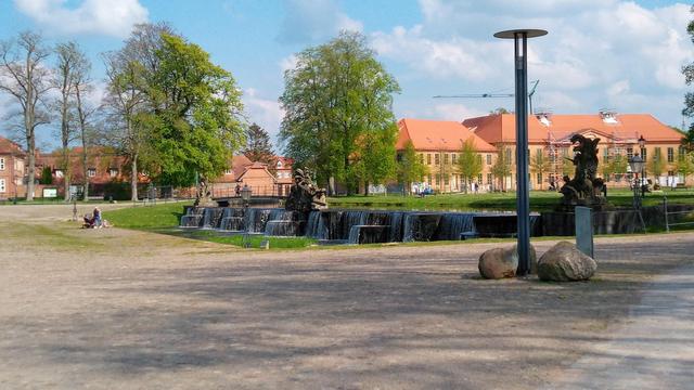 Wasserspiele am Schloss in Ludwigslust