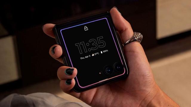Perplexity AI Lands on New Moto Phones Amid Google Trial.