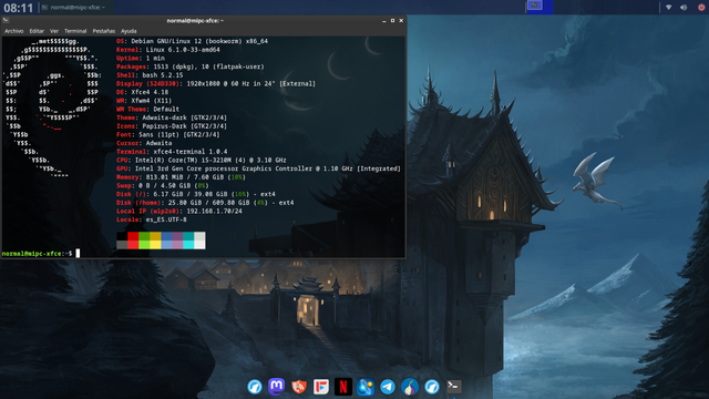 Escritorio de debian con xfce. Tiene el panel principal en la parte superior, y un panel de plank en la inferior. Muestro una terminal con fastfetch en la parte superior izquierda.
El fondo de pantalla es una ilustración de @davidrevoy@framapiaf.org