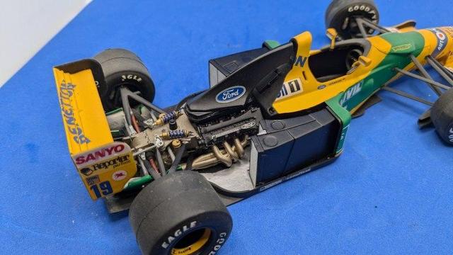 Tamiya Benetton Ford B192 1/20 scale model
