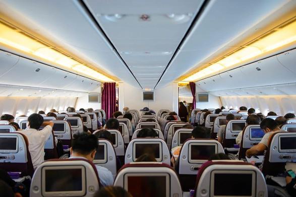 🍱Flight Pal Helps Order Inflight Food Service For Elderly Woman