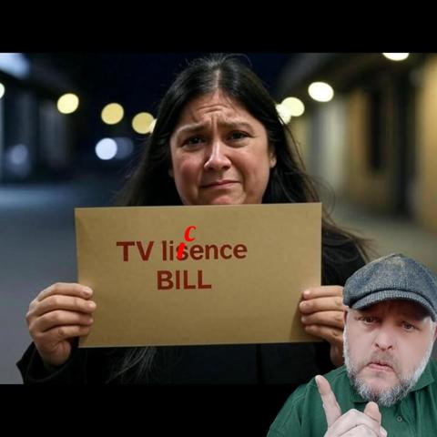 🗞️ Labour's Culture Secretary has said the BBC's licence fee is "unenforceable"!