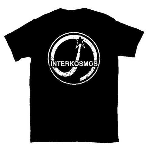 Credit HST
Dieses T-Shirt ist käuflich 2025
Das Projekt ähnlich Artemis dagegen HISTORISCH

Inter Cosmos war ein Mehrnationen Projekt wo jeder was brauchbares mitbringen musste und das selbst finanzieren musste?

Ähnlichkeit mit Artemis Programm durchaus vorhanden

Symbolbild
FRÜHER
Käuflich im WWW
Credit HST
Sterne kommen im Völkerrecht übrigens wohl aus .. Italien .. also diese Völkersterne eben

Nichts mit dem was Westdeutsche DIR erzählen
Volksstern .. anderes Thema
USA haben ja auch einige auf der Flagge
