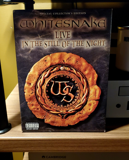 Artist: Whitesnake
Album: Live In The Still Of The Night (2006)
Release: Original DVD/CD pressing
Region: US
Label: Coming Home Studios – B0006129-09