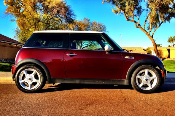 2003 MINI Cooper (R50) - Roxy

Photo taken in Chandler, AZ. 