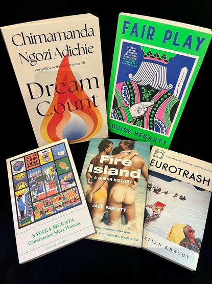 Photo des livres suivants :
Dream Count de C. N. Adichie
Fair Play de L. Megarty
Convenience Store Woman de S. Murata
Fire Island de J. Parett
Eurotrash de Kracht