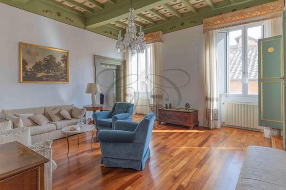 Prestigious Apartment for Sale Rome Historic Centre