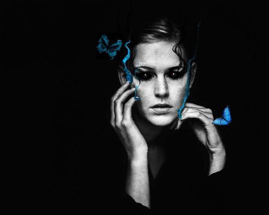Digital, Foto Manipulation.
I don't own the original foto