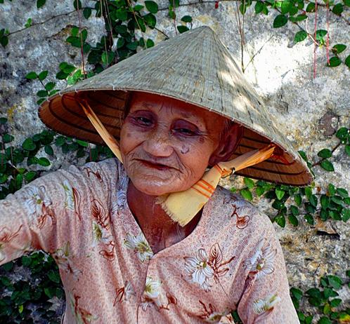Images from my Photographic Artwork Portfolio can be purchased from my Pixels website at reasonable prices as prints or displayed on various products.

A portrait of an elderly Vietnamese woman.

#Photography  #FineArtPhotography #BuyIntoArt  #AYearForArt #print #photography #mastodon #mastophoto #mastoart #photo 

https://john-hughes-photographic.pixels.com/featured/vietnamese-woman-john-hughes.html