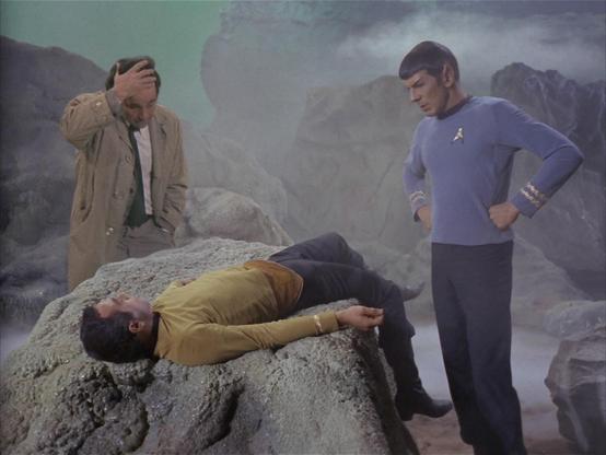 Columbo in a scene from TOS
