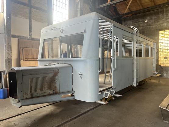 Wagenkasten des Wismarer Schienenbusses im Lokschuppen 