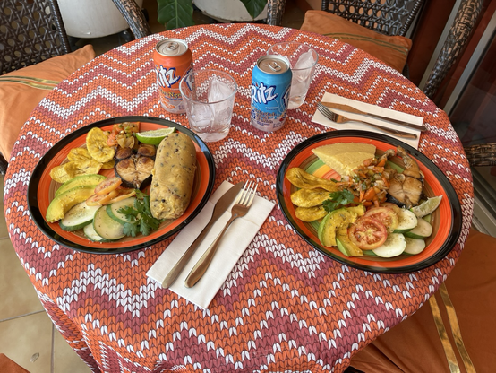 Lunch@home. 