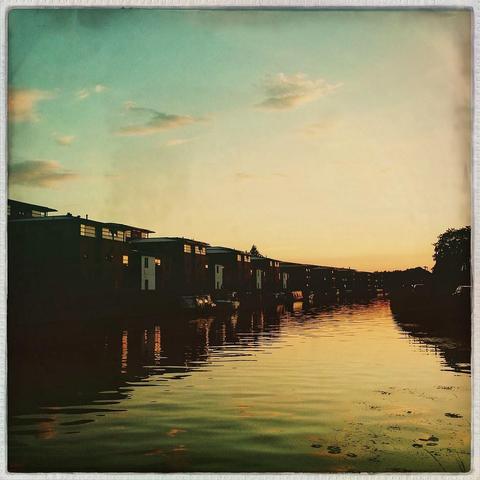 A photo titled "Sunset on the Lincoln Foss", taken near Lincoln Marina Slipway by Skipology on Flickr.