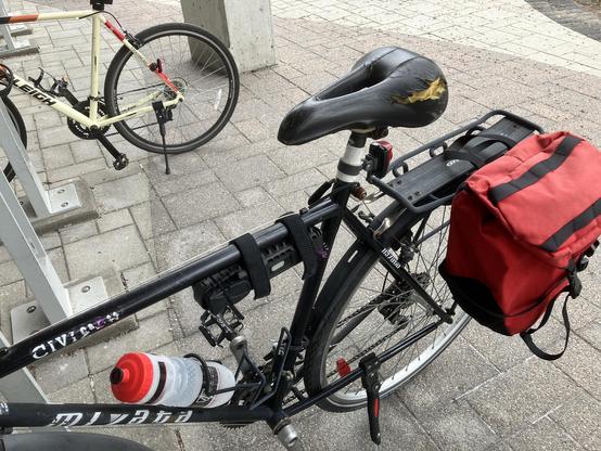 Bike with worn out saddle