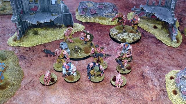 Finished Stage 3A Ghouls. 6 Ghouls, 2 Weapon Teams and 2 Plague Dogs.