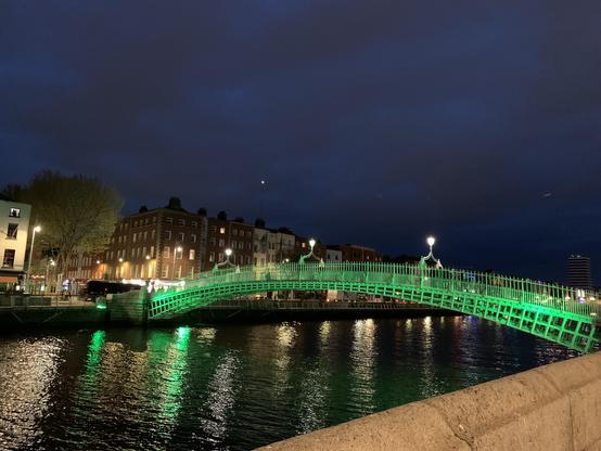 Ha'penny Bridge with green lights