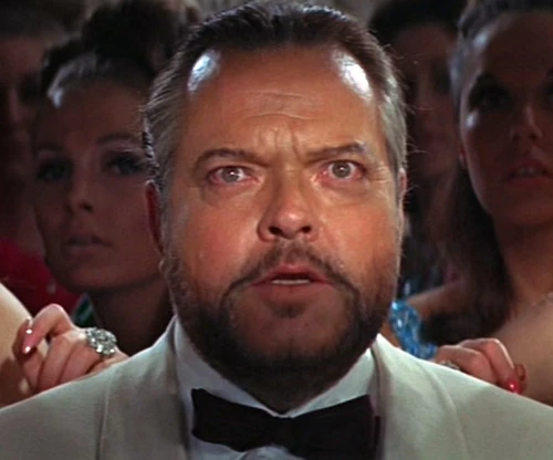 Hace 110 años nació Orson Welles. Fue el 6 de mayo de 1915.  Interpretó a Le Chiffre en la versión de 1967 de "Casino Royale”.  #EfemeridesBond #jamesbond #orsonwelles #casinoroyale