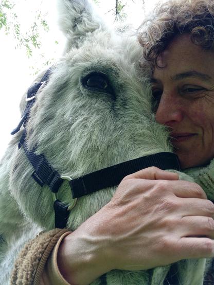 Selfie avec Cadeau je lui fais un calin