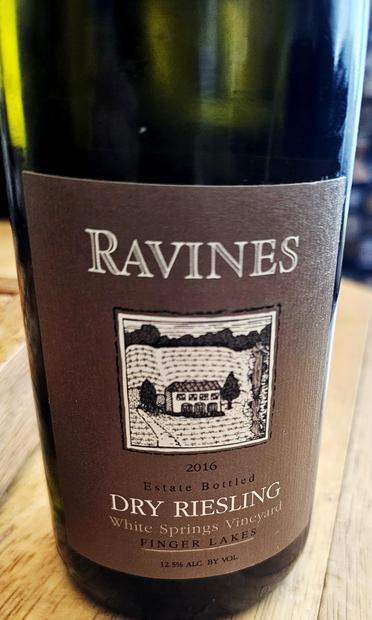 2016 Ravines Dry Riesling "White Springs Vineyard" from the Finger Lakes, N.Y.