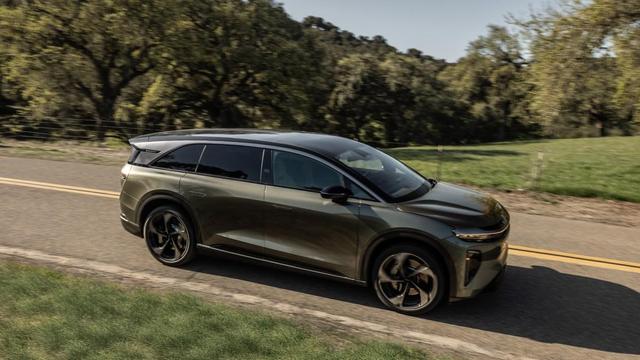 Lucid Gravity SUV: Early Hiccups Delaying Deliveries, CEO Confirms.