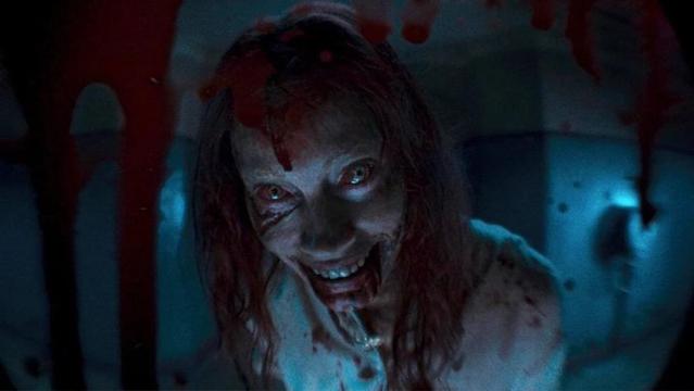 'EVIL DEAD BURN' se estrenará el 24 de julio de 2026 en los cines. 🙌😍

Dirigido por Sébastien Vaniček

Echaremos de menos a  Lee Cronin
Estará producida por Sam Raimi y Bruce Campell?