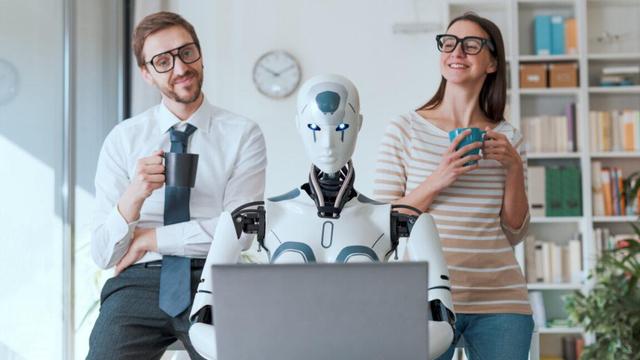 AI: Helpful at Work, But Does It Harm Your Reputation?
