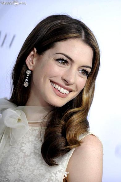 Anne Hathaway