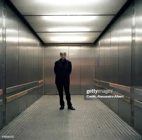 
Michel Portal - Turbulence (Harmonia Mundi HMC 5186) (1987)
Michel Portal (ss on 1,4, ts on 5, bs on1, bcl on 1,2,3,4, bandoneon on 6), Andy Emler (synth on 1), Bernard Lubat (synth on 3,5), Richard Galiano (acc on 6), Jean Schwarz (sound treatment on1,3,4), Harry Pepl (g on 2), Claude Barthelelmy (g on 3,4,5), Jean-François Jenny-Clarke (b on 2), Yannick Top (b-g on 3,4,5), Daniel Humair (d on 2), André Ceccarelli (d on 3,4,5), Mino Cinelu (perc on 1,3,4,5,6)
Recorded 1986