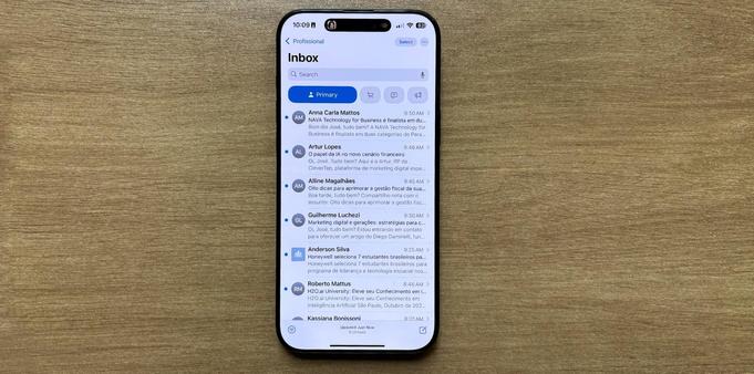 iOS 18.5 is here: Explore the latest fixes and features.