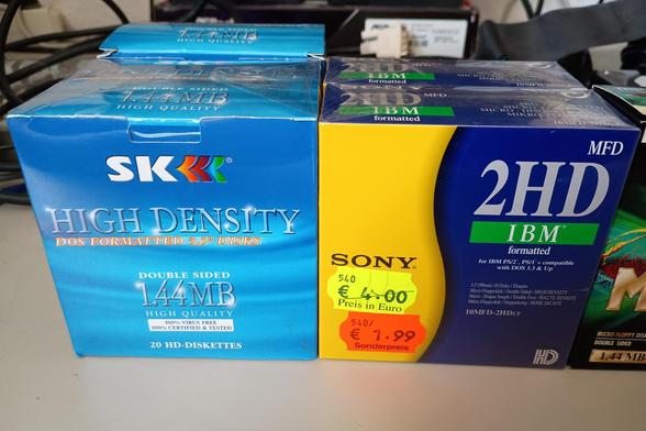 3.5" floppy discs
