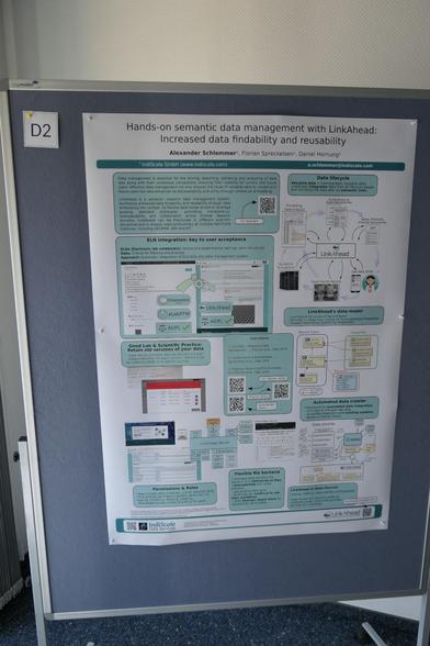 Photo showing poster with title "Hands-on semantic data management with LinkAhead: Increased data findability and reusability"