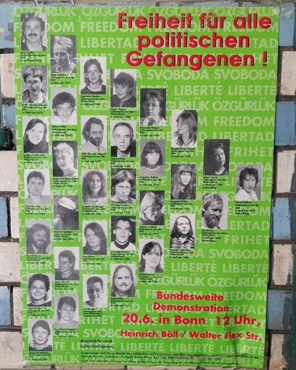 Freiheit für alle politischen Gefangenen!

1992

#freiheitfürallepolitischengefangenen #freepoliticalprisoners #b2006 #politicalposter