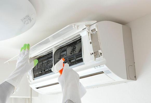 Quel produit utiliser pour entretenir sa climatisation ?