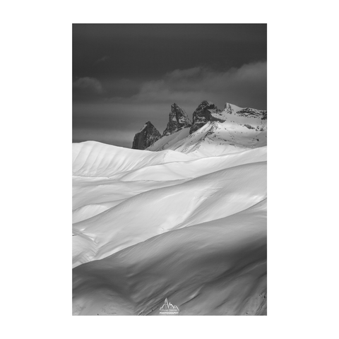 Late afternoon on the scenic Aiguilles d’Arves in the French Alps