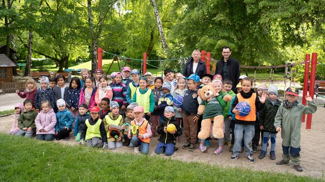 Rektor der TU Chemnitz besucht die Kita "Krabbelkäfer"
