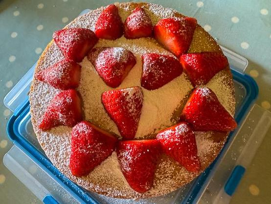 Strawberry cake