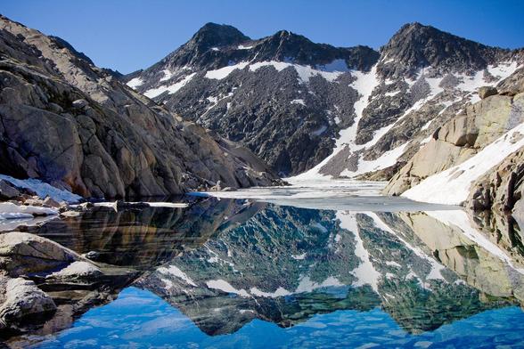 Foto del ibón de Cregüeña en el PN Posets Maladeta (HUESCA)